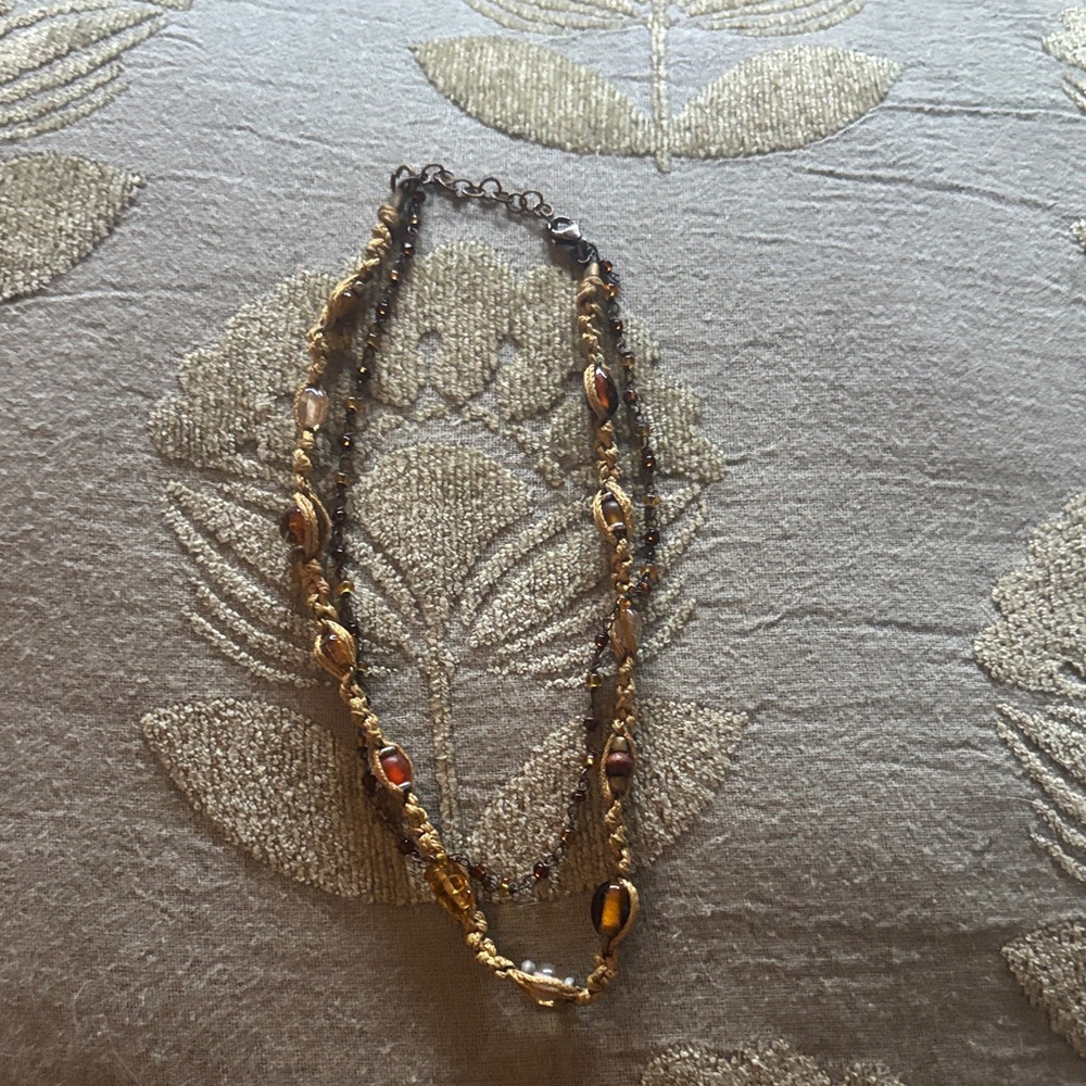 Elegant Brown Beaded Necklace Set - Picture 4 of 6
